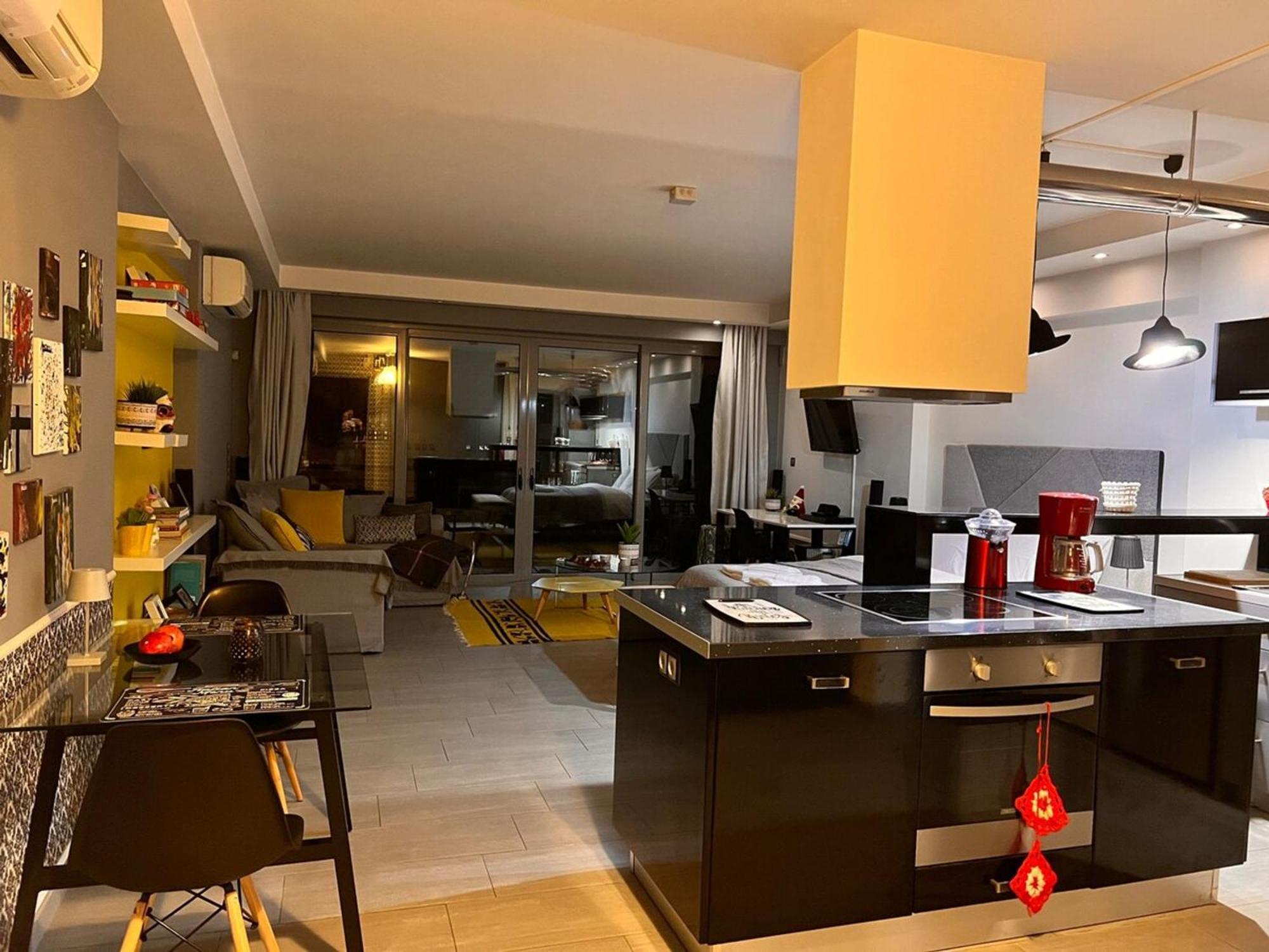 아테네 Stylish Boutique Loft With Private Balcony 아파트 외부 사진